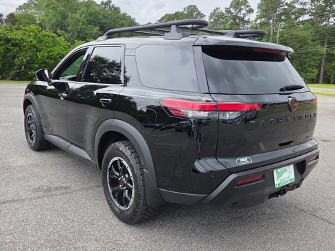 New 2026 Nissan Pathfinder Rock Creek AWD/4WD image 9