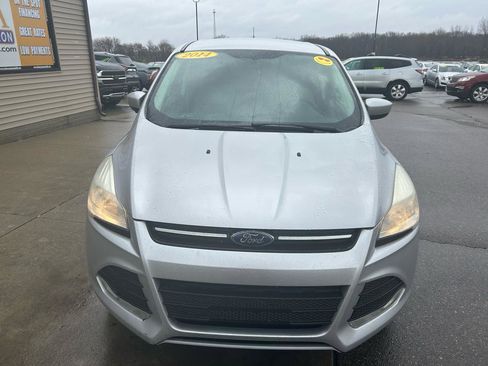 Used 2014 Ford Escape SE image 2