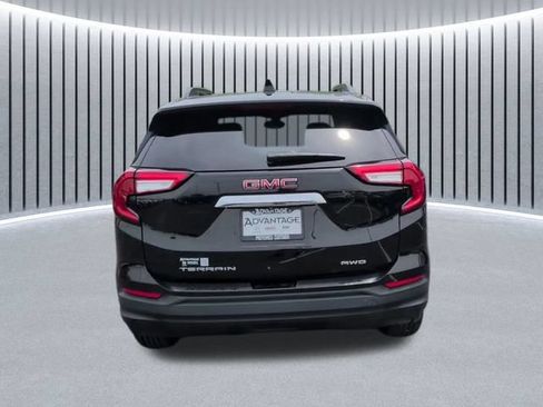 Certified 2022 GMC Terrain SLE w/ Driver Convenience Package AWD/4WD image 5