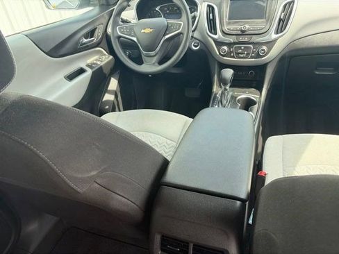 Used 2022 Chevrolet Equinox LT AWD/4WD image 37