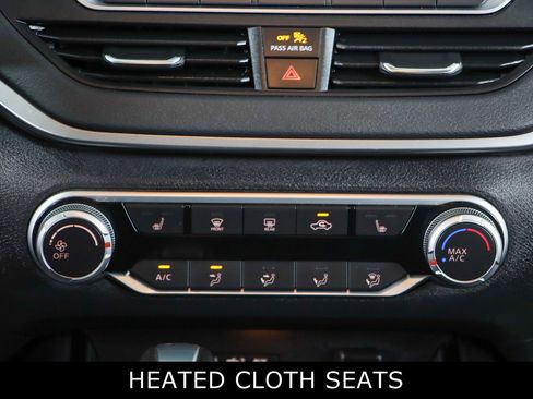 Used 2021 Nissan Altima 2.5 SV w/ SV Premium Package FWD image 20