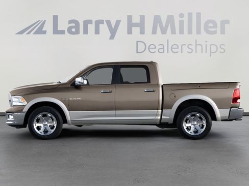 Used 2009 Dodge Ram 1500 Truck Laramie AWD/4WD image 5