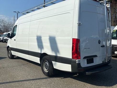 Used 2021 Mercedes-Benz Sprinter 2500 image 5