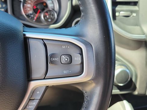 Used 2020 RAM 1500 Big Horn AWD/4WD image 20