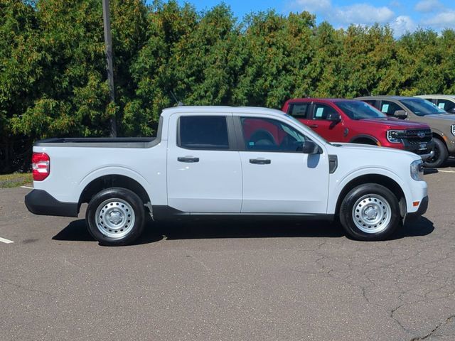 Certified 2024 Ford Maverick XL w/ Equipment Group 100A Standard AWD/4WD image 2