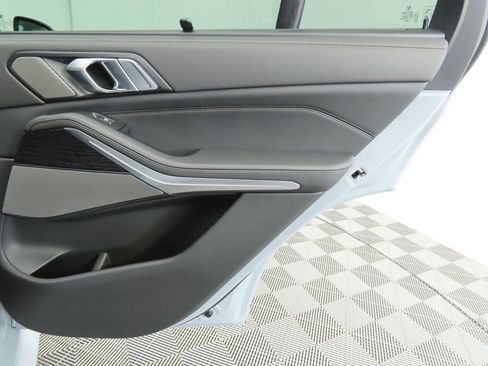 New 2026 BMW X5 xDrive40i w/ M Sport Package image 27