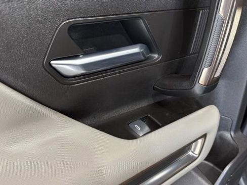 Used 2025 GMC Hummer EV 2X image 19