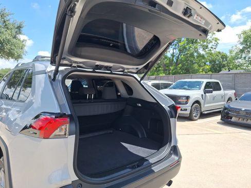 Used 2024 Toyota RAV4 XLE w/ Convenience Package FWD image 35