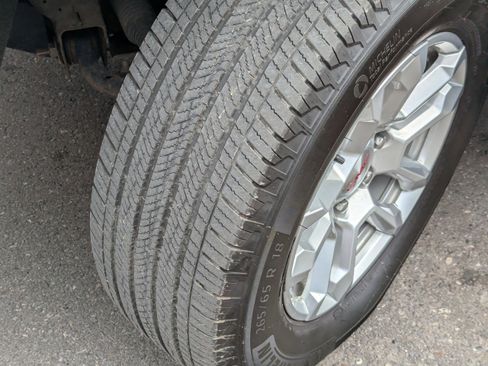 Used 2021 GMC Sierra 1500 AT4 image 48