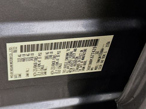 Used 2023 Nissan Rogue SV w/ SV Premium Package image 12