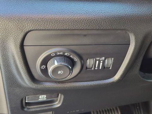 Used 2026 Jeep Grand Cherokee Limited AWD/4WD image 15