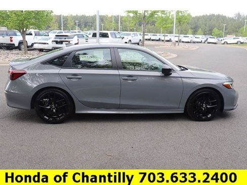 Used 2025 Honda Civic Sport image 8