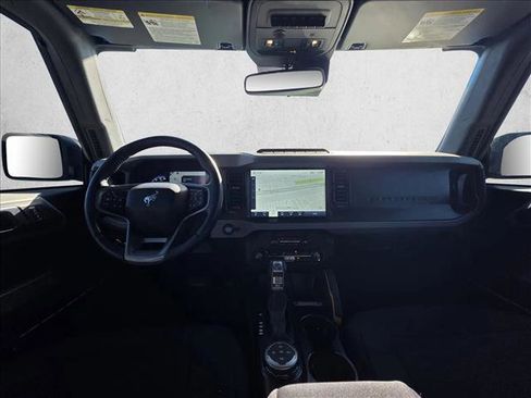 Used 2022 Ford Bronco Badlands image 12