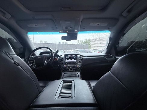 Used 2018 Chevrolet Suburban Premier AWD/4WD image 11