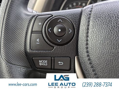 Used 2015 Toyota RAV4 XLE FWD image 18