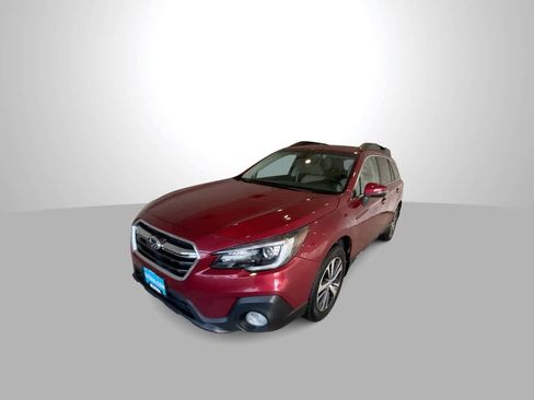 Used 2018 Subaru Outback 3.6R Limited image 4