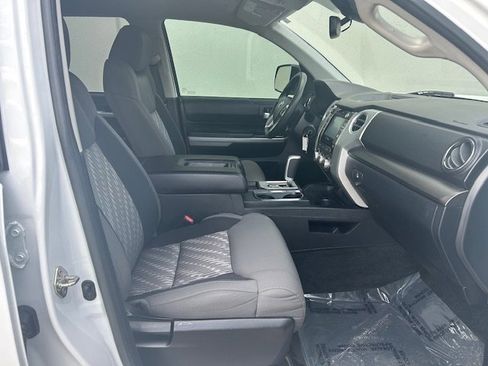 Used 2019 Toyota Tundra SR5 w/ SR5 Upgrade Package image 16
