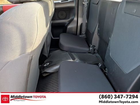 Used 2019 Toyota Tacoma SR5 image 33