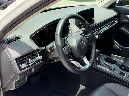 Used 2023 Honda Civic EX-L image 12