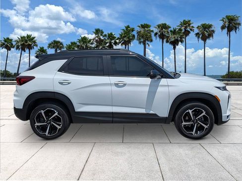 Used 2023 Chevrolet TrailBlazer RS AWD/4WD image 8