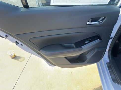 New 2025 Nissan Altima 2.5 SR image 13