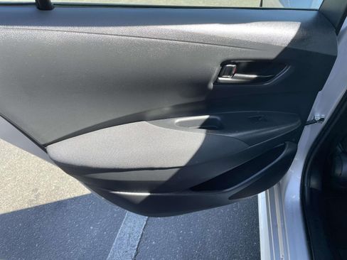 Used 2023 Toyota Corolla LE image 16