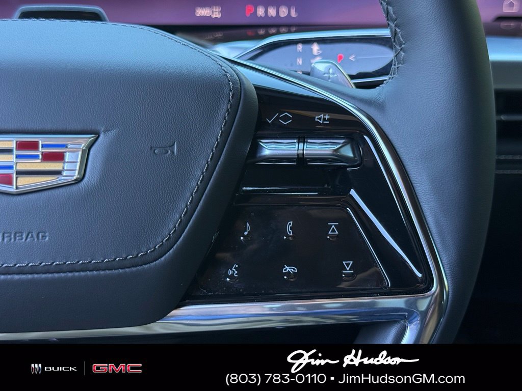 Certified 2026 Cadillac Escalade Platinum Luxury AWD/4WD image 30