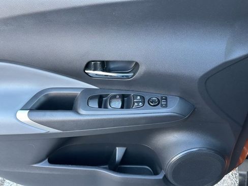 Certified 2024 Nissan Kicks SR w/ SR Premium Package image 20