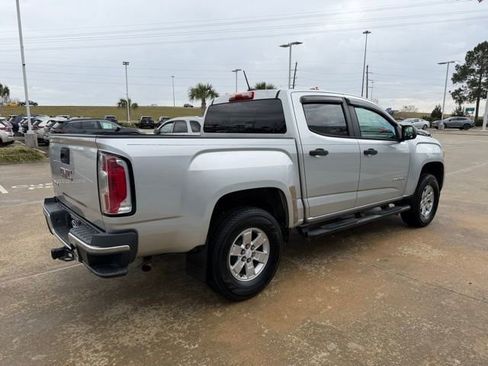 Used 2016 GMC Canyon 2WD Crew Cab w/ Convenience Package image 4