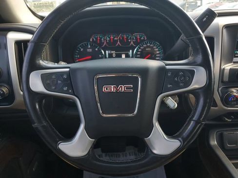 Used 2018 GMC Sierra 1500 SLT image 24