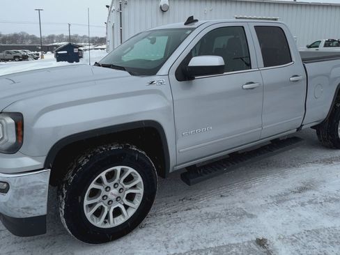 Used 2016 GMC Sierra 1500 SLE w/ SLE Value Package image 4