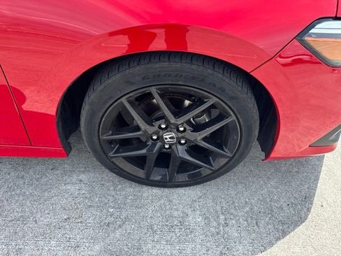 Used 2023 Honda Civic Sport image 19