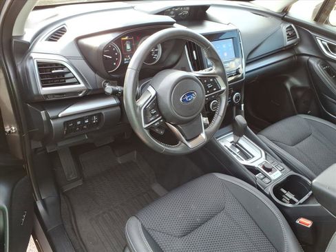 Used 2024 Subaru Forester Premium AWD/4WD image 19