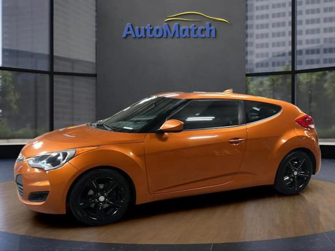 Used 2012 Hyundai Veloster FWD image 5