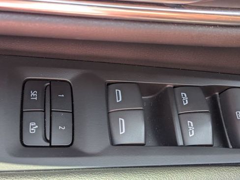 Used 2021 Chevrolet Tahoe Z71 w/ Rear Media and Nav Package AWD/4WD image 12