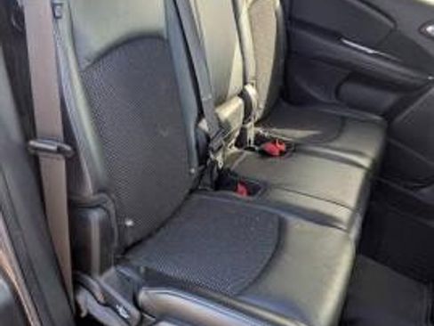 Used 2018 Dodge Journey Crossroad AWD/4WD image 14
