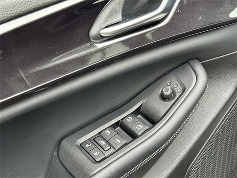 Certified 2023 Jeep Grand Cherokee Laredo image 15