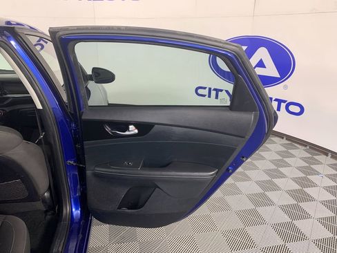 Used 2019 Kia Forte S image 34