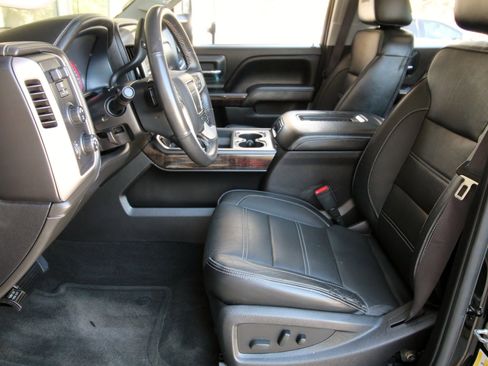 Used 2016 GMC Sierra 2500 Denali w/ Duramax Plus Package image 23