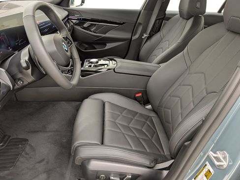 New 2026 BMW 530i w/ Premium Package RWD image 5