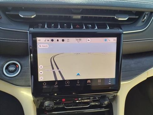 New 2025 Jeep Grand Cherokee L Limited w/ Black Appearance Package image 14