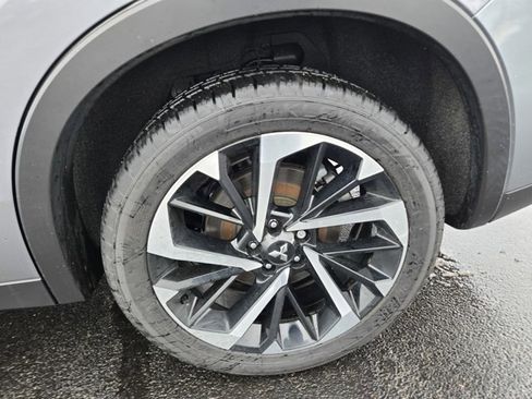 Used 2022 Mitsubishi Outlander SE image 42