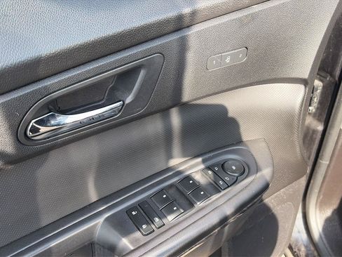 Used 2012 GMC Acadia Denali FWD image 21