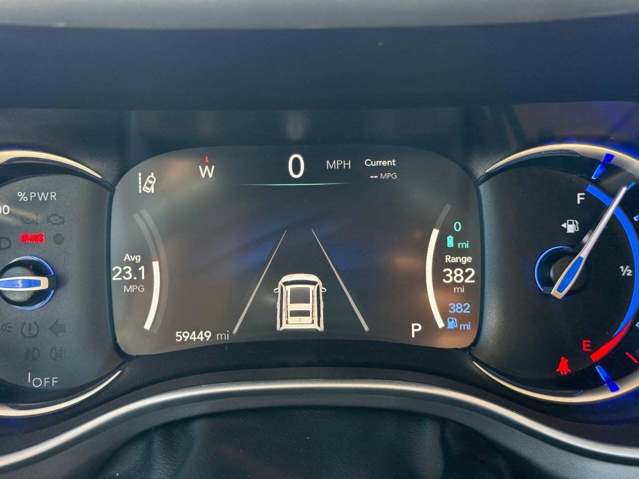 Used 2022 Chrysler Pacifica Touring-L FWD image 14