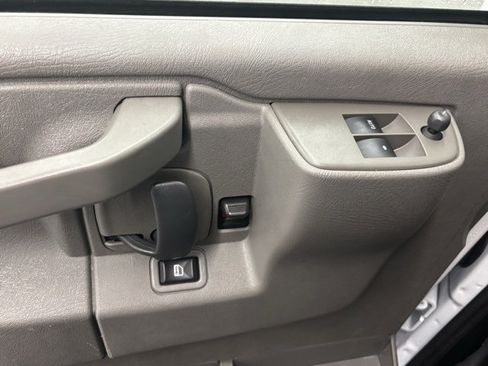 Used 2024 Chevrolet Express 2500 w/ Driver Convenience Package image 11
