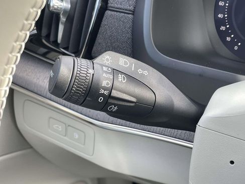 New 2026 Volvo XC90 T8 Ultra image 12