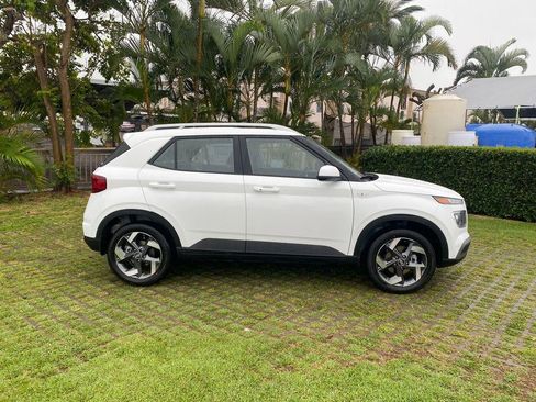 New 2026 Hyundai Venue SEL image 60