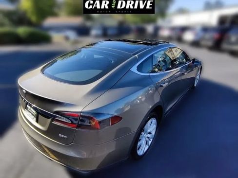 Used 2015 Tesla Model S 85D AWD/4WD image 15