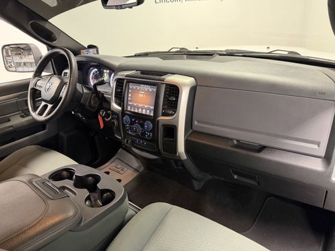 Used 2016 RAM 2500 SLT image 21