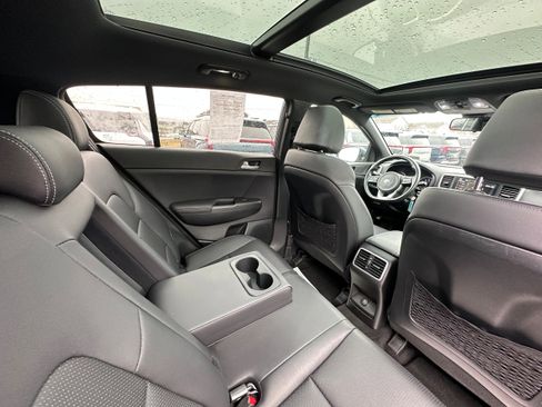 Used 2020 Kia Sportage S w/ S Sunroof Package image 17